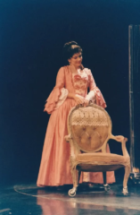 Υπηρέτριες