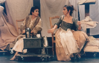 Υπηρέτριες