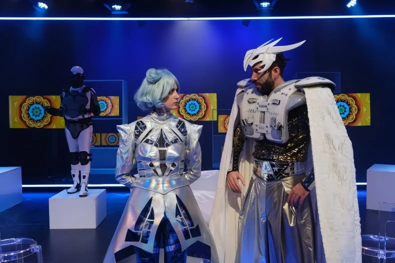 «Ελίζα» της Ξένιας Καλογεροπούλου σε σκηνοθεσία Θωμά Μοσχόπουλου – Θέατρο για παιδιά και εφήβους πρωτότυπο, ανθεκτικό, συγκινητικό